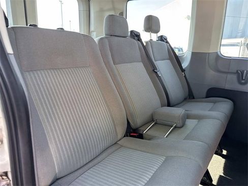 Used 2015 Ford Transit 150 XLT image 21