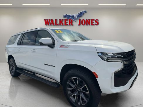 Used 2022 Chevrolet Suburban Z71 image 8