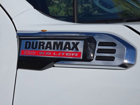 New 2026 GMC Sierra 2500 SLT w/ SLT Convenience Package image 6