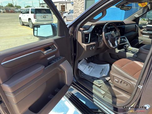 Used 2023 GMC Sierra 1500 Denali w/ Denali Reserve Package image 15