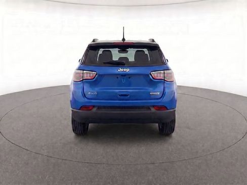 Used 2018 Jeep Compass Latitude w/ Popular Equipment Group image 7