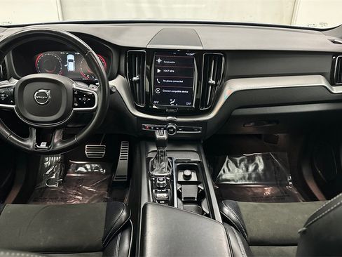 Used 2018 Volvo XC60 T6 R-Design w/ Convenience Package image 26