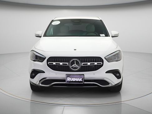 Certified 2025 Mercedes-Benz GLA 250 image 6