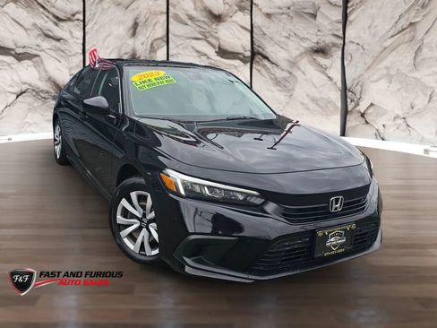 Used 2023 Honda Civic LX image 1