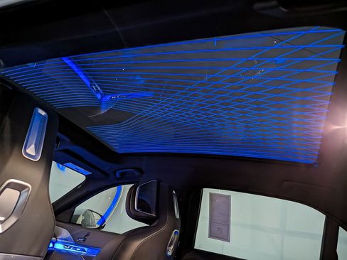 Used 2025 BMW i7 eDrive50 w/ M Sport Package image 8