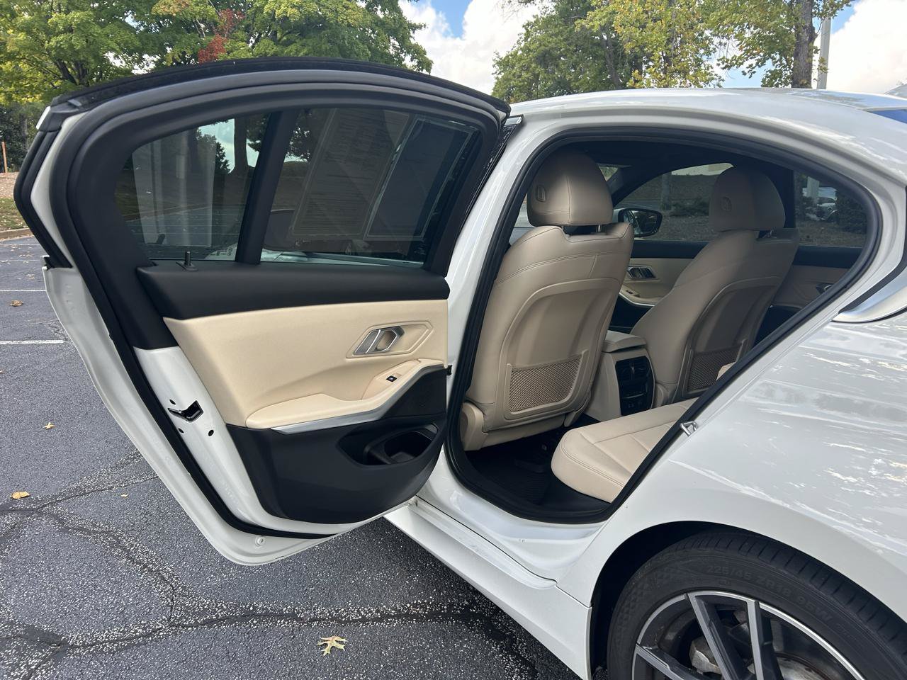 Used 2020 BMW 330i Sedan RWD image 15