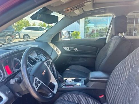 Used 2017 GMC Terrain SLE w/ Driver Alert Package I AWD/4WD image 9