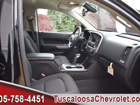 Used 2022 Chevrolet Colorado LT w/ LT Convenience Package image 23