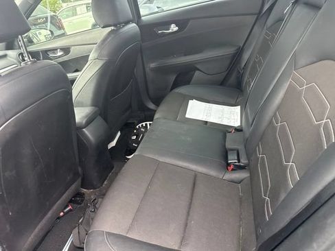 Used 2023 Kia Forte GT-Line w/ GT-Line Premium Package FWD image 5