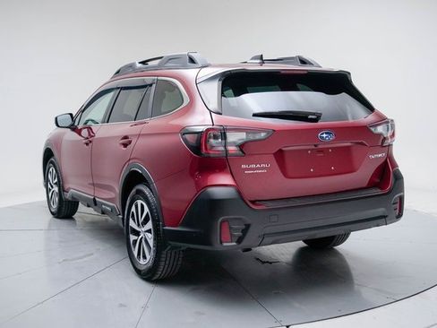 Used 2020 Subaru Outback Premium image 3