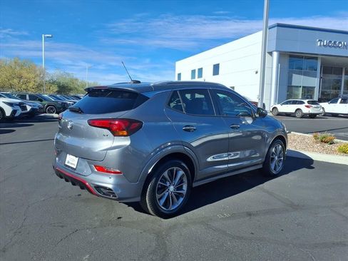 Used 2020 Buick Encore GX Essence w/ Experience Buick Package image 12