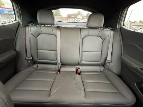 Used 2025 Buick Envista Sport Touring image 16