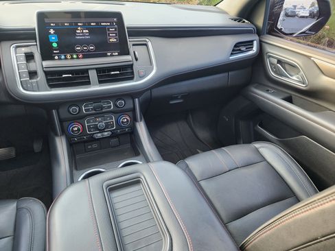 Used 2021 Chevrolet Tahoe RST w/ Luxury Package image 21