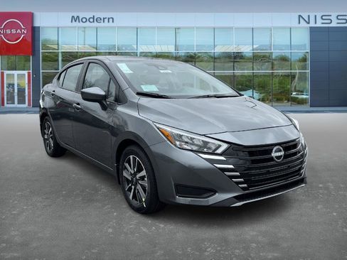 New 2025 Nissan Versa SV image 3