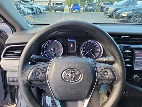 Used 2019 Toyota Camry LE FWD image 23