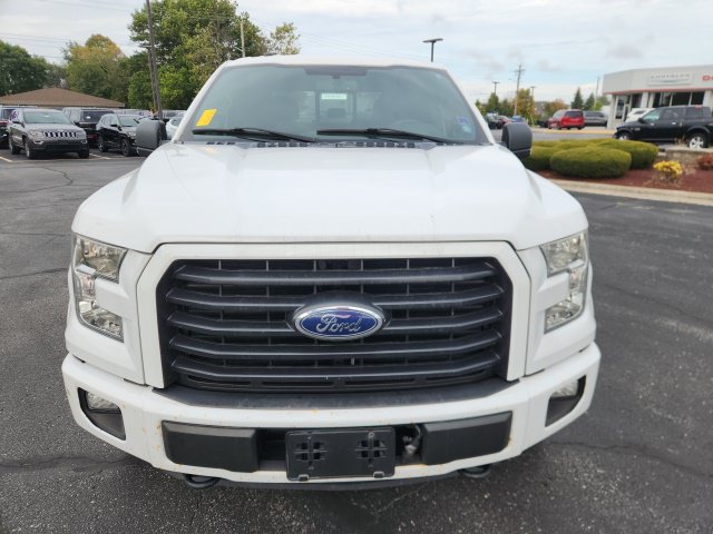Used 2016 Ford F150 XLT w/ Equipment Group 302A Luxury AWD/4WD image 9