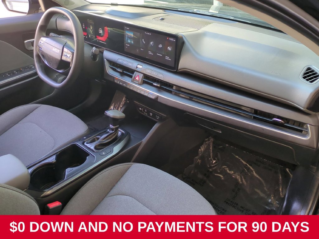 Used 2025 Kia K4 FWD image 27
