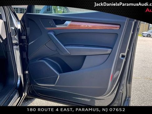 Certified 2023 Audi Q5 2.0T Premium w/ Convenience Package AWD/4WD image 16