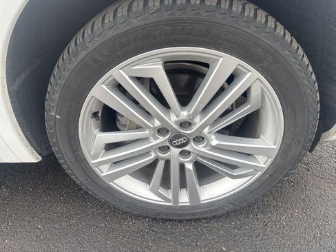 Used 2018 Audi Q5 2.0T Premium Plus w/ Premium Plus Package image 10