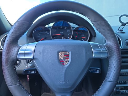 Used 2006 Porsche Boxster image 16