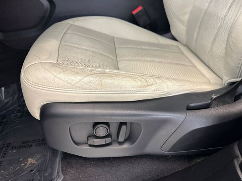 Used 2020 Land Rover Range Rover Sport HSE image 14