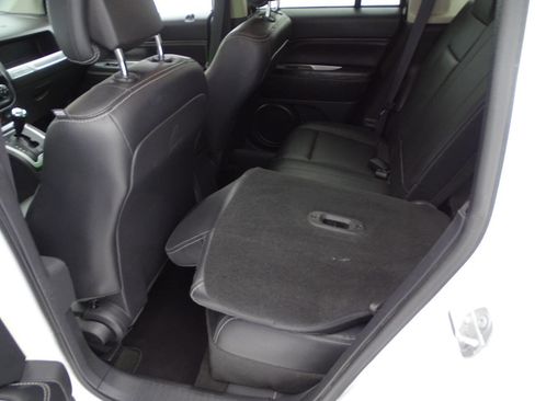 Used 2016 Jeep Compass High Altitude image 28