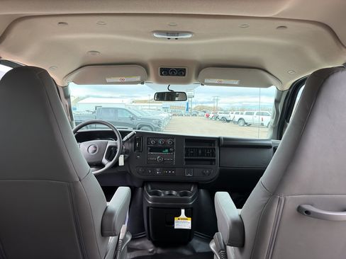 New 2025 GMC Savana 3500 LS RWD image 21