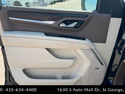 Used 2023 GMC Yukon Denali AWD/4WD image 14