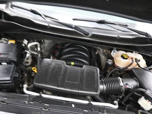 Used 2023 Chevrolet Silverado 1500 ZR2 w/ Technology Package AWD/4WD image 30