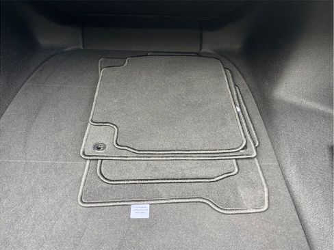 Used 2025 Honda Accord LX image 38