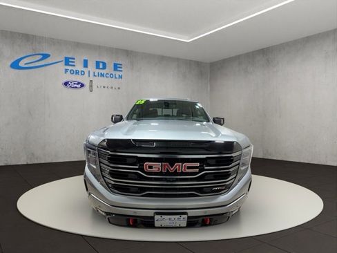 Used 2025 GMC Sierra 1500 AT4 w/ AT4 Premium Package image 4