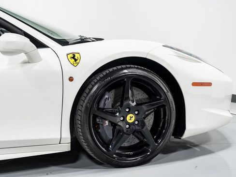 Used 2014 Ferrari 458 Spider RWD image 45