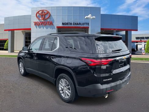 Used 2023 Chevrolet Traverse LT image 8