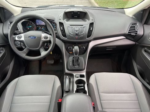 Used 2015 Ford Escape SE image 25