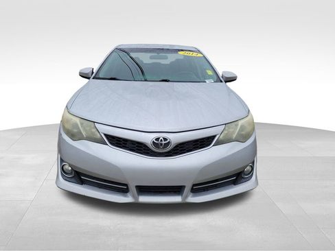 Used 2014 Toyota Camry SE image 7