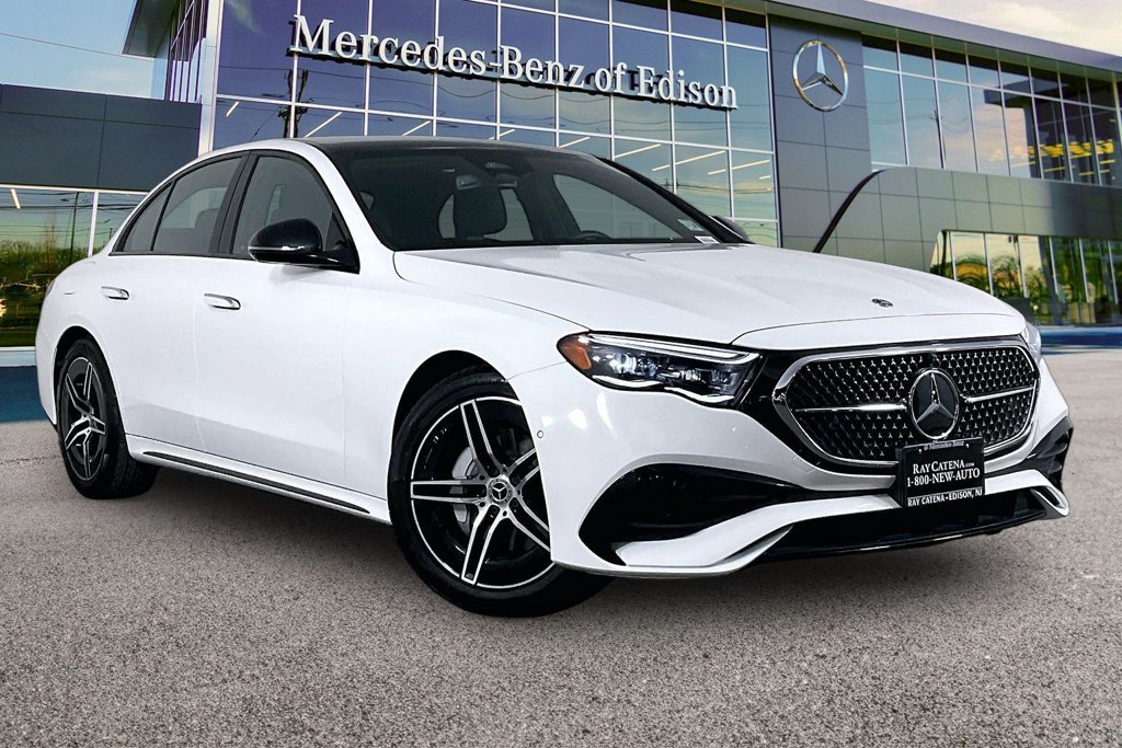 Used 2026 Mercedes-Benz E 350 4MATIC Sedan image 1