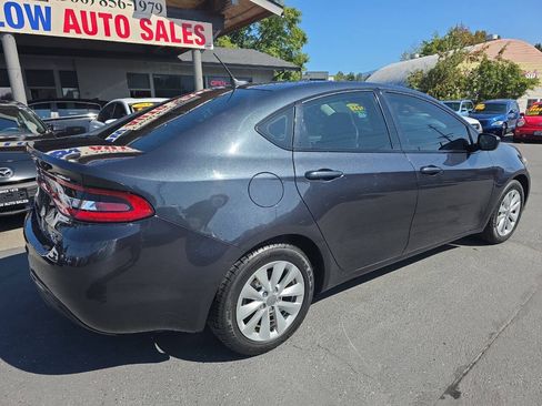 Used 2014 Dodge Dart SXT FWD image 3