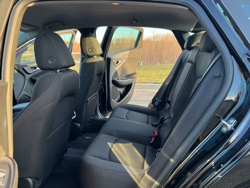 Used 2024 Chevrolet Malibu LT w/ Midnight Edition image 33