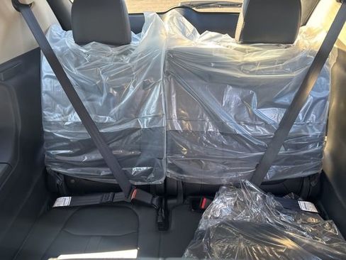 New 2025 Honda Pilot EX-L image 17