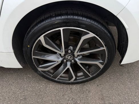 Used 2021 Toyota Corolla SE w/ Carpet Mat Package (TMS) image 9