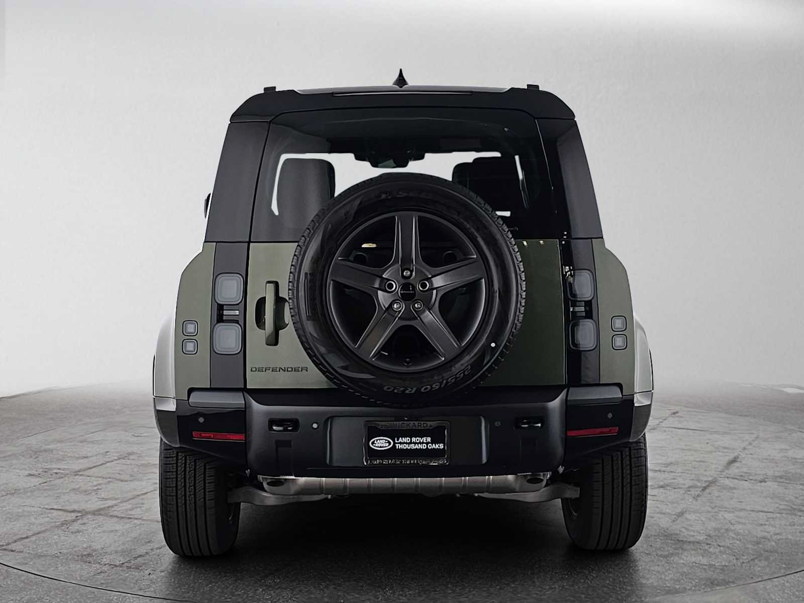 New 2026 Land Rover Defender 110 X-Dynamic SE AWD/4WD image 4