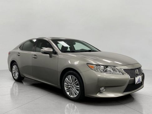 Used 2015 Lexus ES 350 w/ Premium Package FWD image 1