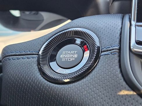 New 2026 Jeep Compass Limited image 19