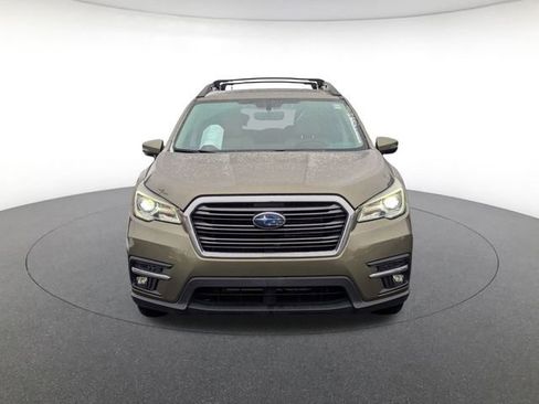 Used 2022 Subaru Ascent Limited w/ Technology Package image 2