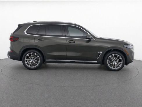 Used 2026 BMW X5 xDrive40i AWD/4WD image 30