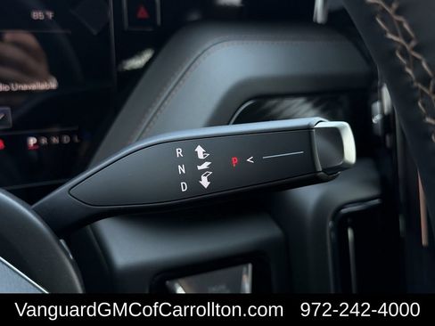 New 2026 GMC Yukon XL AT4 w/ AT4 Premium Package AWD/4WD image 15