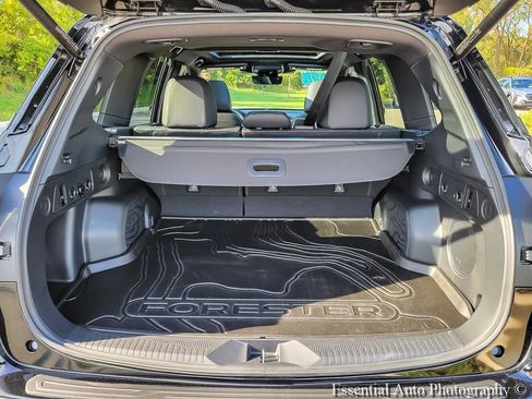 Used 2025 Subaru Forester Limited AWD/4WD image 29