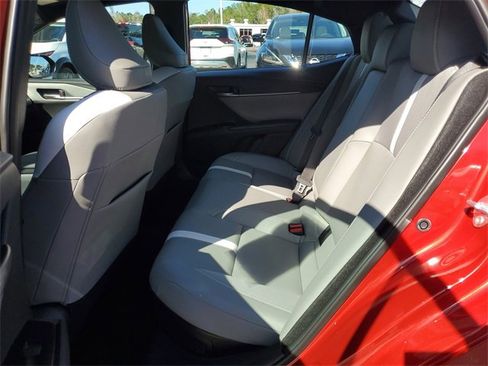 Used 2026 Toyota Camry SE image 9