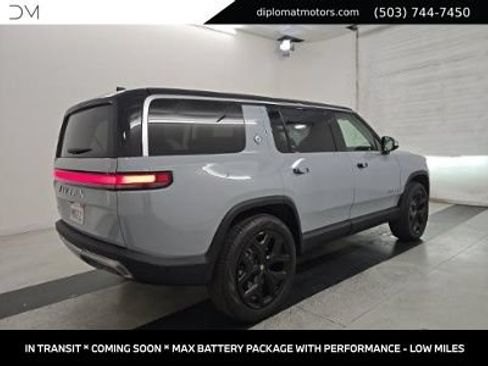 Used 2024 Rivian R1S Adventure AWD/4WD image 4