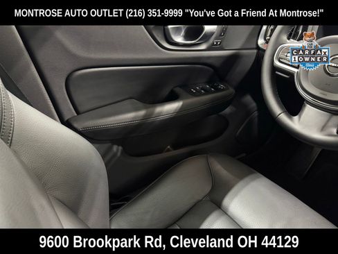 Certified 2025 Volvo V60 B5 Cross Country Plus image 38